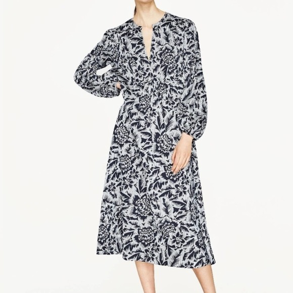 Zara Dresses & Skirts - Zara Pinstripe Dress Floral Midi Poplin Blue